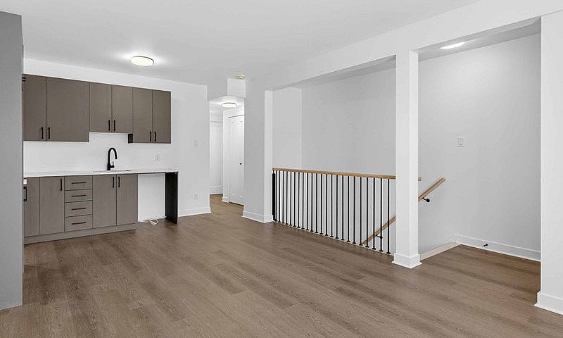 5 1/2 Moderne Et Spa...