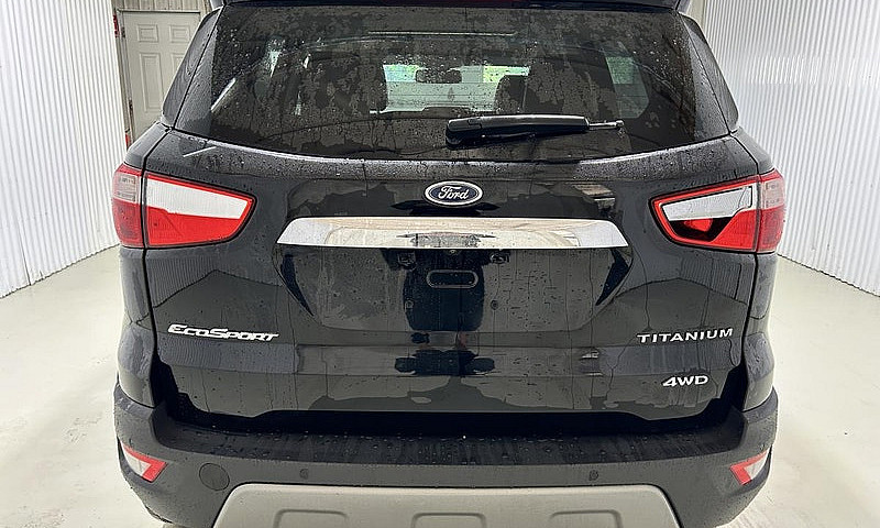 Ford Ecosport Titani...