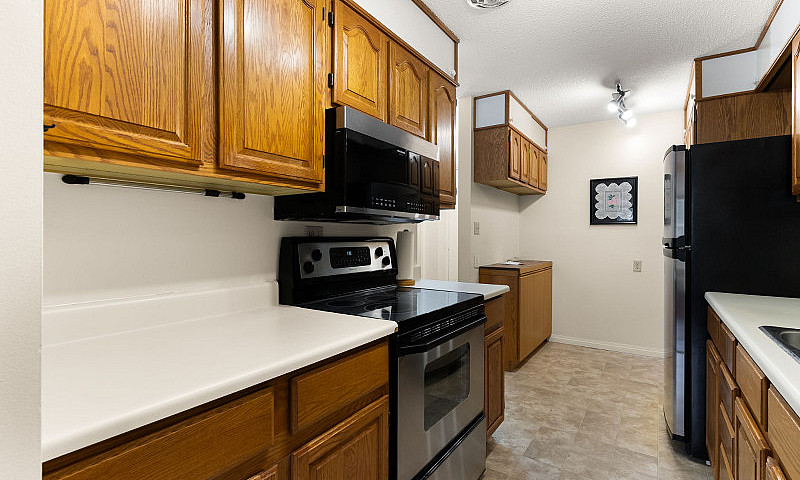 #108 - 4545 Rae St -...