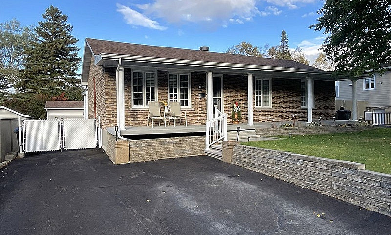 $405,000 - Bungalow ...