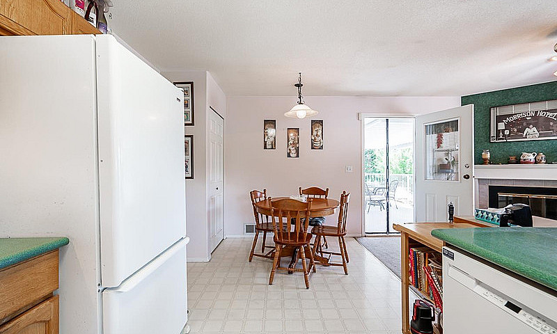27296 29A Avenue Lan...