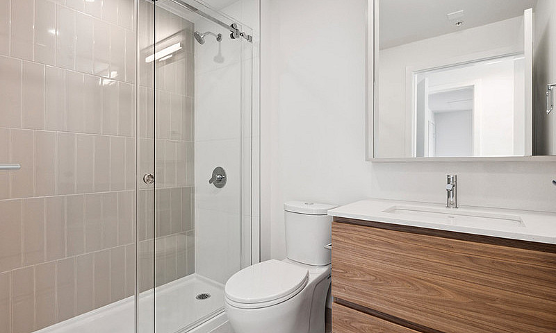 Urban 1 Bedroom Apar...