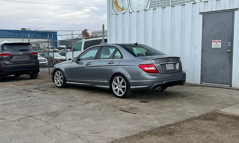 2012 Mercedes-Benz C...