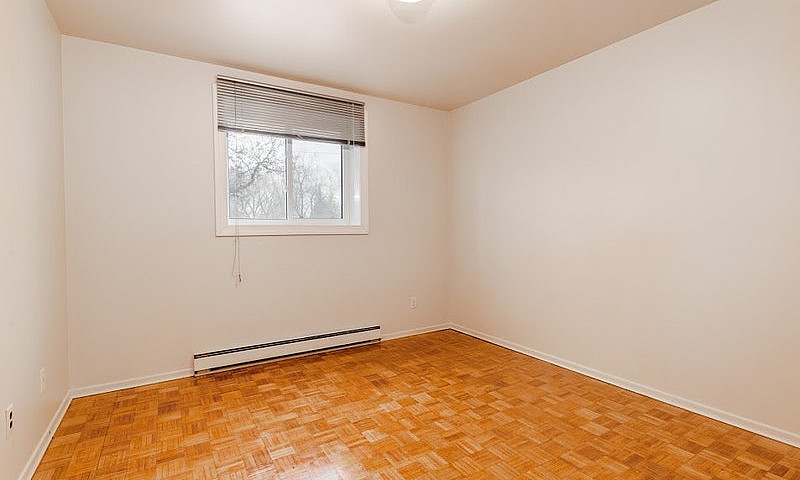 295 Midwinter Ave- 1...