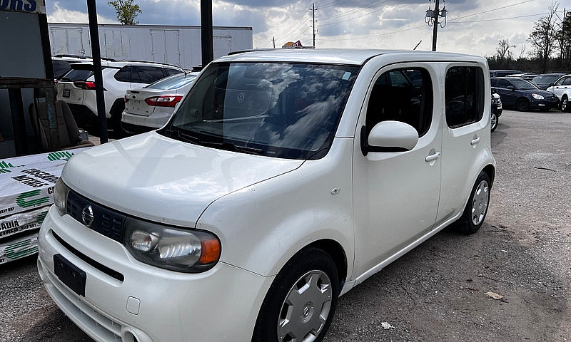2009 Nissan Cube...