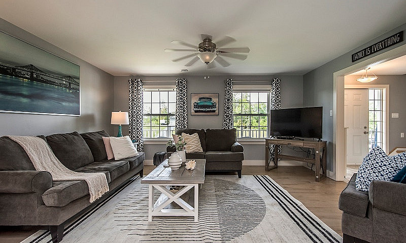 Stunning 4 Bedroom, ...