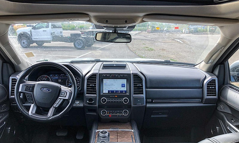 2021 Ford Expedition...
