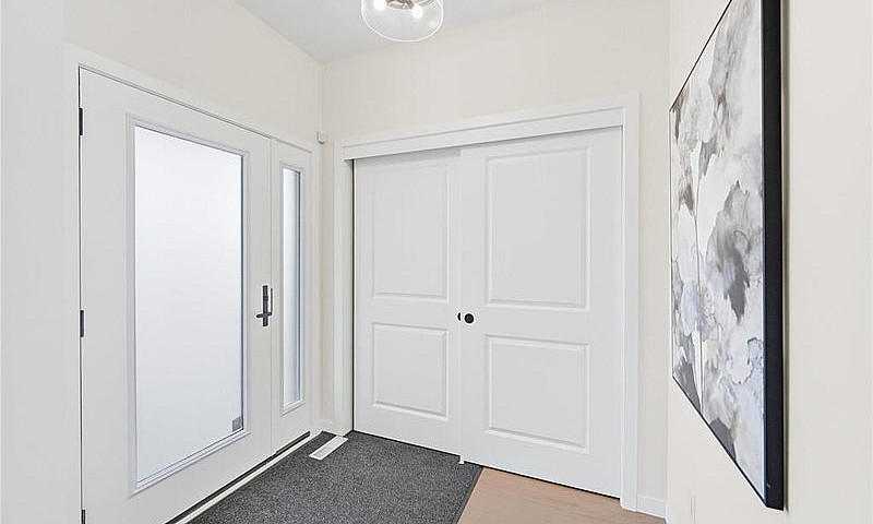 35 Shoreline Drive O...