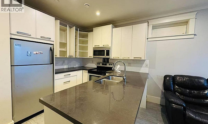 2900 W 41St Avenue V...