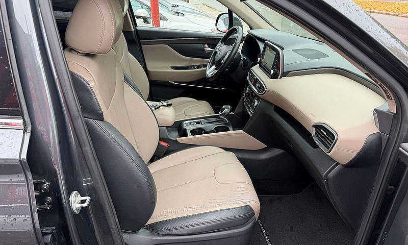 2020 Hyundai Santa F...
