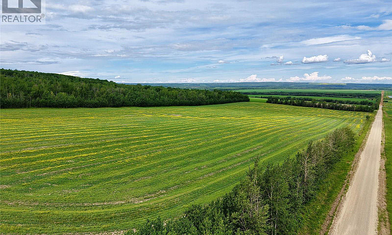 231 Road Dawson Cree...