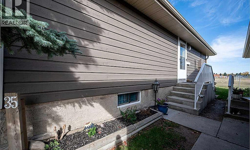 35, 14736 Deerfield ...