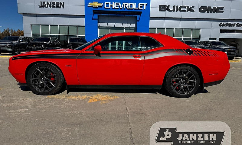 Dodge Challenger R/T...