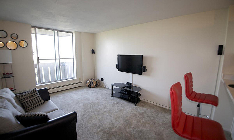 2-Bedroom $1749 Nove...