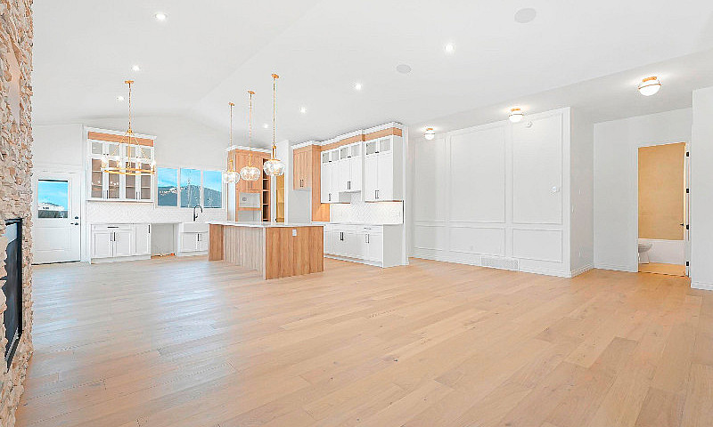 Executive Bungalow -...