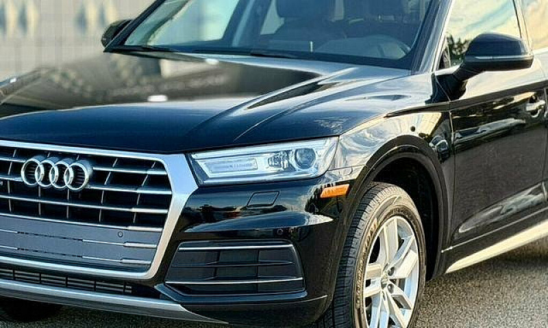 2018 Audi Q5 Komfort...