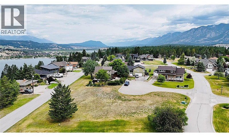 640 Upper Lakeview R...