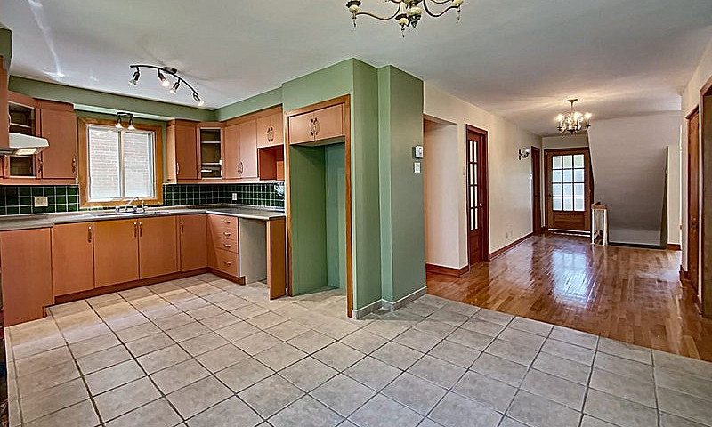 975 000$ - Triplex À...