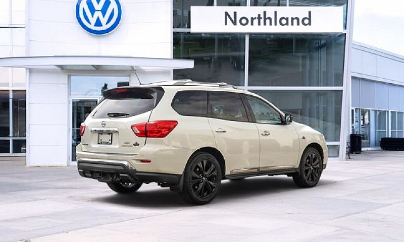 2017 Nissan Pathfind...