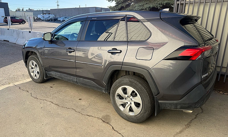 2023 Toyota Rav4 Le ...
