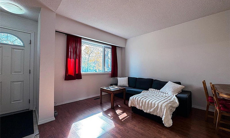 607 Jubilee Avenue W...