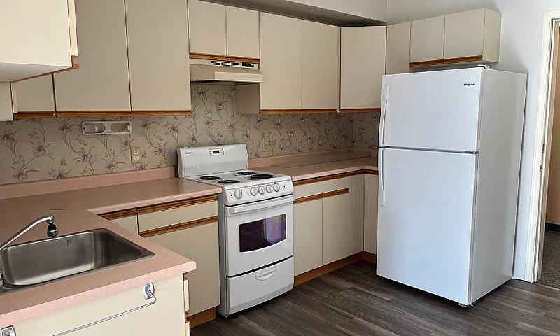 2 Bed 1 Bath Unit In...