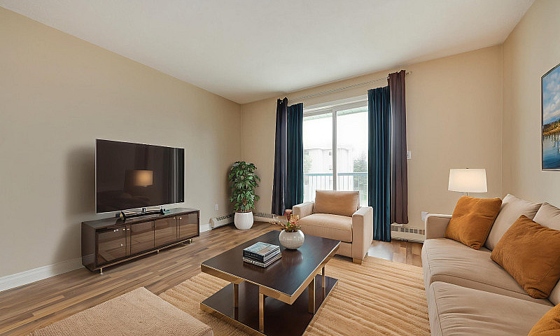 Corner Unit Condo In...