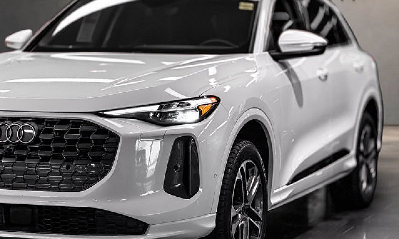 2025 Audi Q5 Progres...