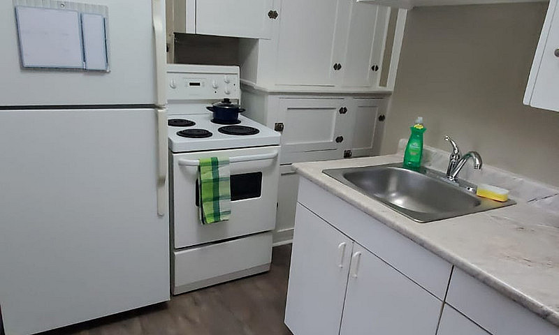 54 Young - 1 Br - Av...