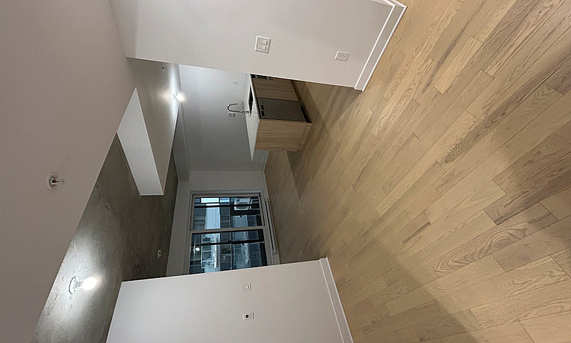 Urgent-Luxueux Condo...