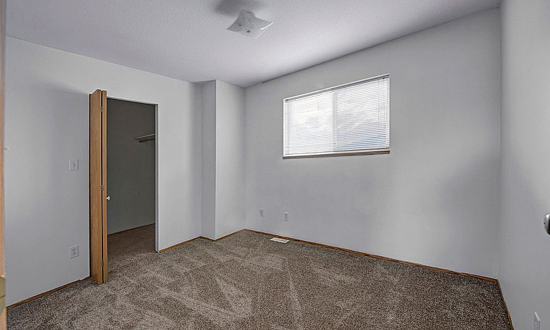 1 Bed X 1 Bath Apart...