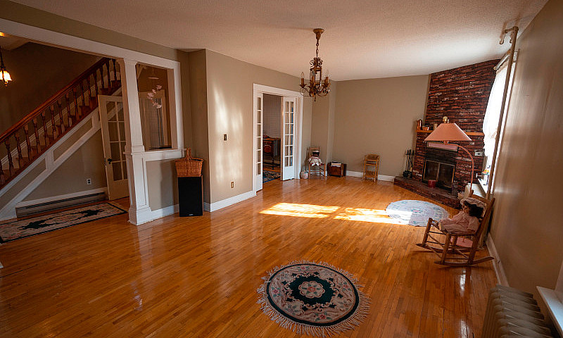 ***233 Elgin Street ...