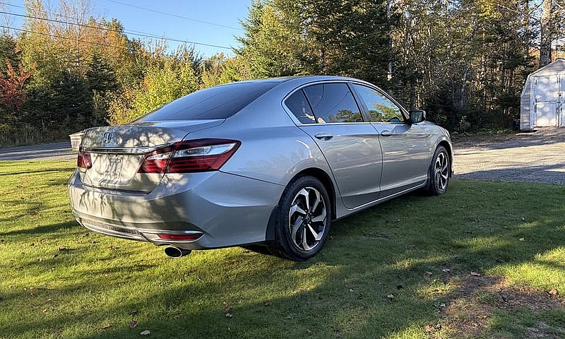 2017 Honda Accord Lx...