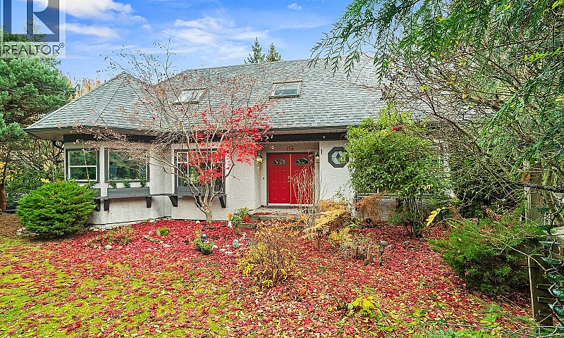 647 Tamarack Dr Qual...