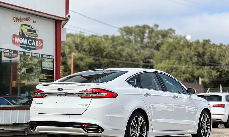 2017 Ford Fusion Tit...