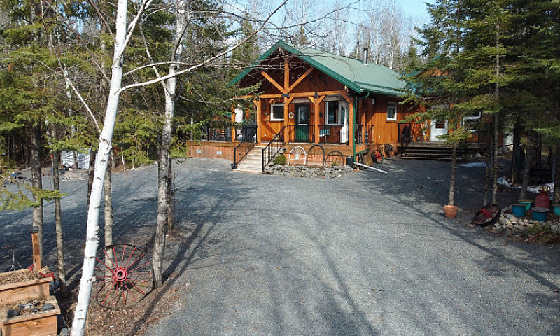 Beautiful Home/Cabin...