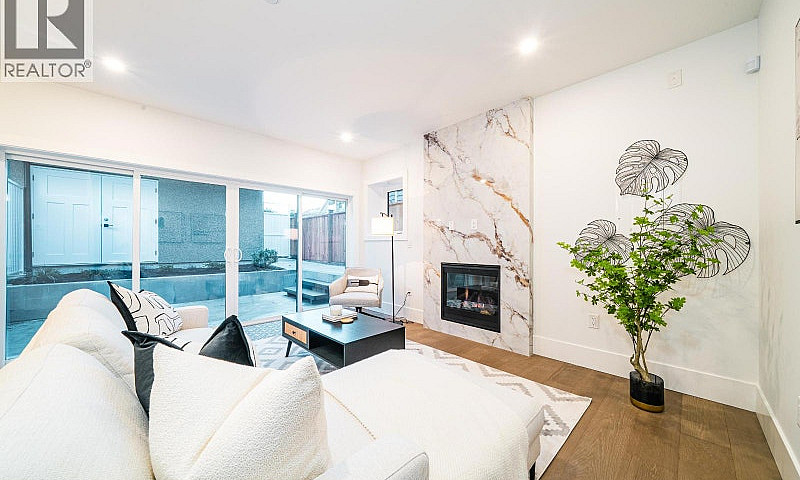 1 2735 W 8Th Avenue ...