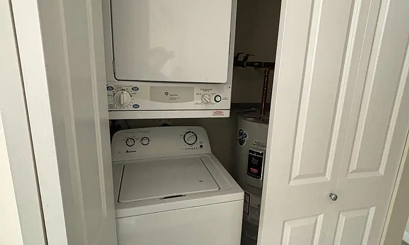 2 Bed/2 Bath Kerrisd...