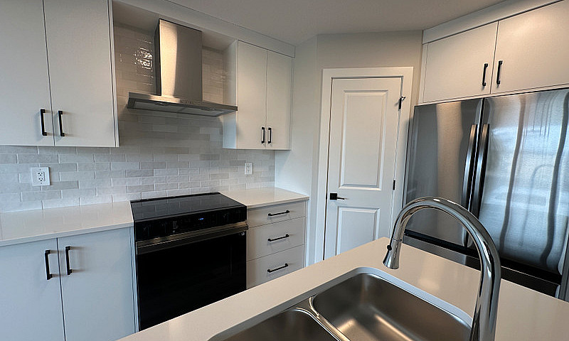 Brand New Townhouse!...
