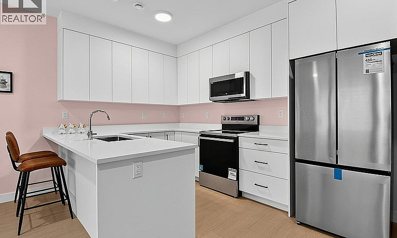 1 2254 E 24Th Avenue...