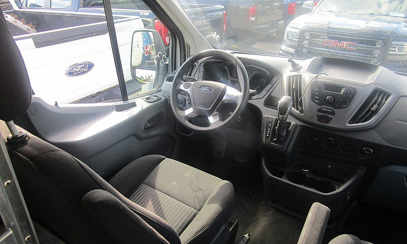Ford Transit-350 T-3...
