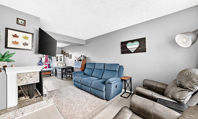 Townhouse For Sale (...
