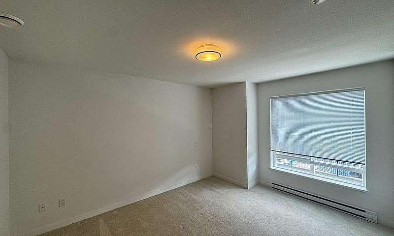 15828 27 Ave Surrey,...