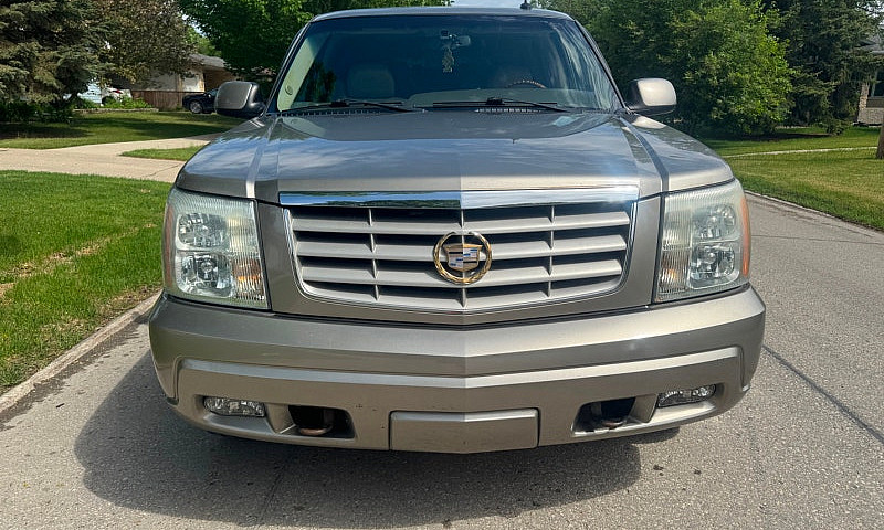 2003 Cadillac Escala...