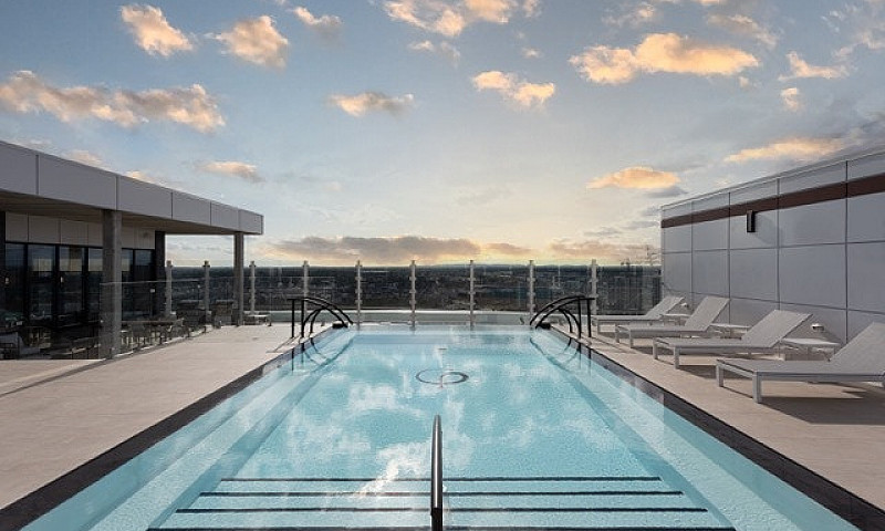 Central Parc Laval -...
