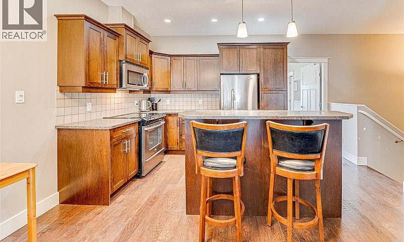 3606 25 Avenue Unit#...