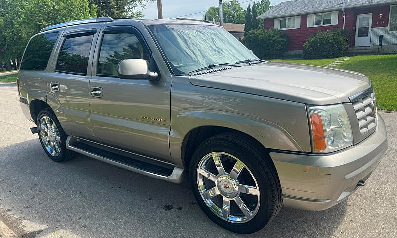2003 Cadillac Escala...