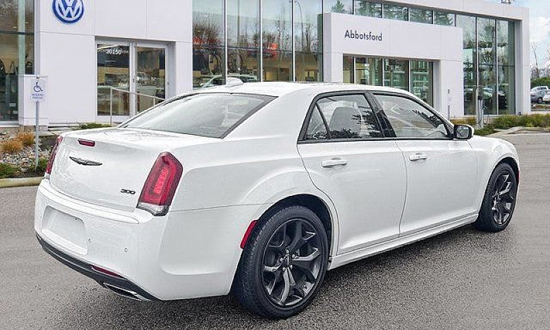 2023 Chrysler 300 30...