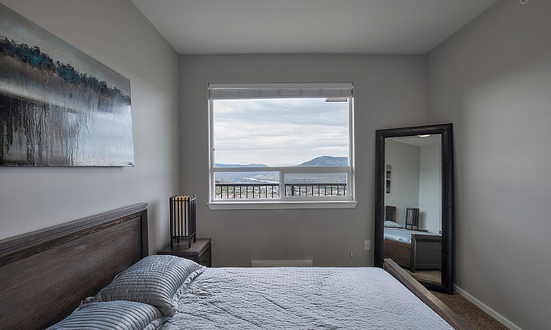 Fully Furnished Top ...