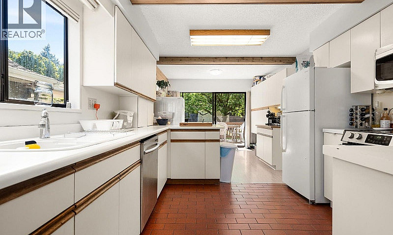 4316 W 2Nd Avenue Va...